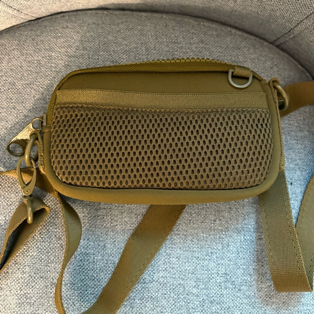 Dagne Dover Olive Belt Bag - Picture 3 of 6